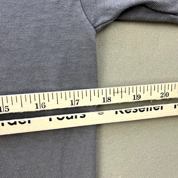 Vintage Shazam T-Shirt Adult Small Gray DC Comics Graphitti Captain Marvel 2007 - Picture 8 of 10